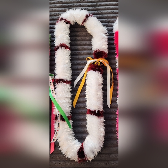 Accessories - Thick Single Braided White and Burgundy Floral Eyelash Yarn Lei.